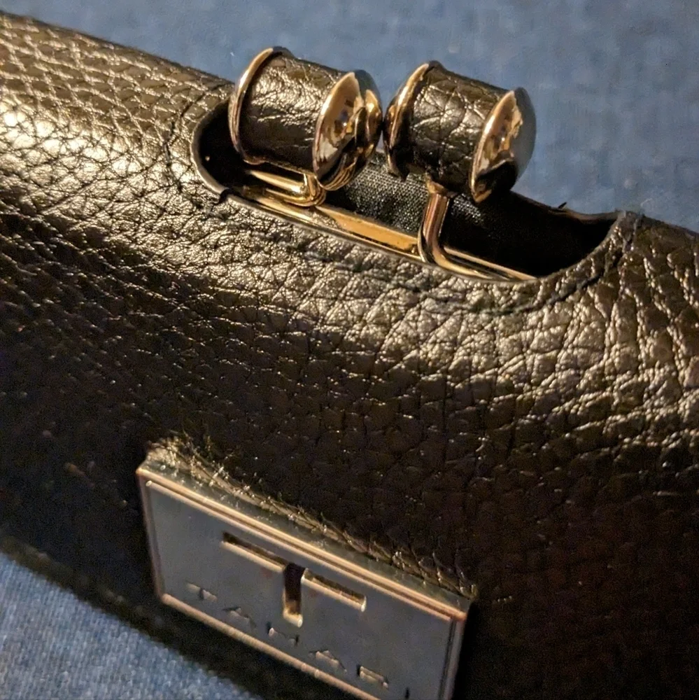 Tahari Black Kiss Lock Wallet Clutch Organizer RFID‎ Protection